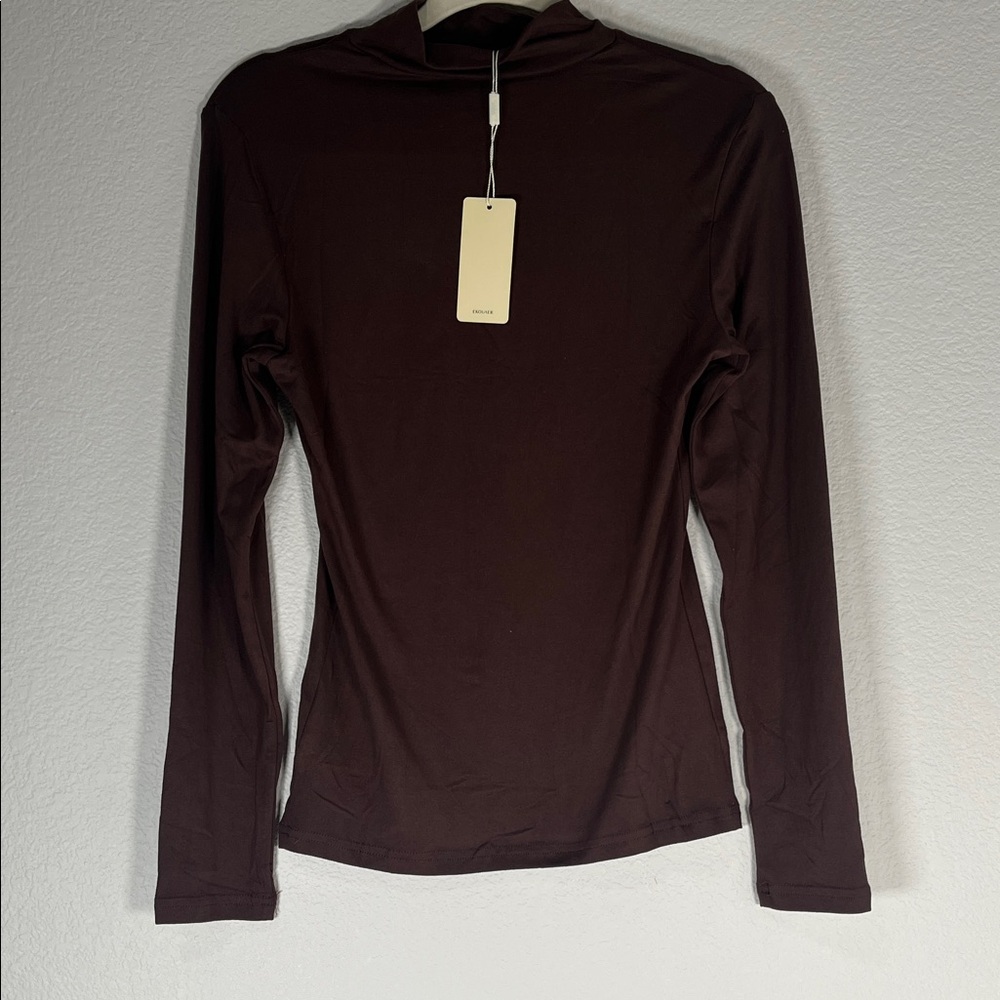 Elegant Brown Long Sleeve Top low turtle neck size small